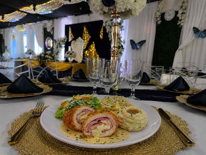 Dinner plate and elegant event table at OC Salsa Venue