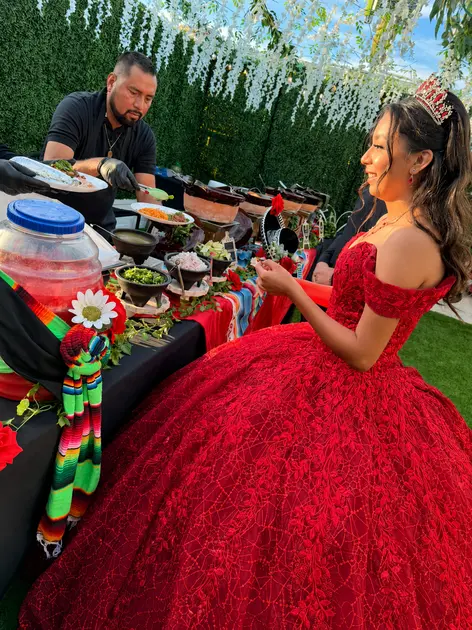 Outdoor quinceañera buffet in the garden